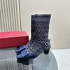 Botas desnudas de diseñador de tacón bajo para mujer Botas de tacón alto cosidas con hebilla de cuero estampadas de punto 4,5 cm Show Party Wedding Calcetines y zapatos al aire libre Caja a juego 35-41