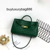 Luxury Handbag Botteg Andiamoes Small Design Autumn and Winter New Old Money Style Woven Tote Bag Shopping Leather One Shoulder Handheld Women's