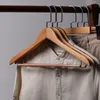 Hangers Racks Coat Hanger Non Slip Metal Hanger Solid Wood Hanger voor kledingbroek Percha's para la touw garderobe organisatoren 230408