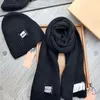 Gorro de lana para hombre, diseñador, sombreros de cubo, nueva moda, hombre, mujer, lana, gorro de invierno cálido, bufanda grande de imitación, sombrero, pompones, sombrero Bobble, gorro de punto para exteriores, jj