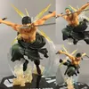 Figure giocattolo d'azione Grafico d'azione Tre coltelli Abilità di combattimento Kimono sul tetto Roronoa Zoro Modello di anime Decorazione Giocattolo in PVC Regalo 230407