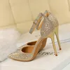 Chaussures de robe Sexy Femmes 10cm Talons Hauts Sandales De Mariage Glitter Talons De Mariée Champagne Or Pompes Fétiche Stiletto Cristal Glitter Strap Chaussures 231108