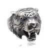 Anillos de clúster 5pcs/lote Vintage Gothic Wolf Head Ring Men Skl Punk Jewelry Accesorios Demonio Satanás Drop entrega Dhgarden Dhxvw