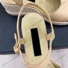 23SS Women Slingbacks Sandały Wedge Obcasy Suszki Suszki Suszki Projektant Regulowane Klucz Kupiecze Klasyczne Khaki retro czarny ślub Summer Ladies Mules