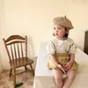 Set di abbigliamento Set di vestiti per bambini Salopette beige per bambini e top bianco a maniche corte Boutique all'ingrosso Vestito per ragazze Estate per bambini