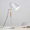 Lampes de table lampe nordique créative en bois LED lampes de bureau simples réglables pour bureau d'étude/Protection des yeux lecture chambre décor à la maison