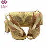 Geklede schoenen, sexy stijl, Nigeriaanse damesschoenen en bijpassende tas in gouden kleur, hoge kwaliteit slingback sandaal voor bruiloftsfeest 231108