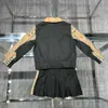 Kids Designer Tracksuits Autumn Set 2pcs Plaid Plaid Reißverschluss Jacke und Patchwork -Design kurzer Rock Baby Girl Clothes
