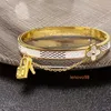 Bracelet de luxe au design Unique, nouveau bracelet avec serrure à lettres pour hommes et femmes, pour travailler, bracelet unique avant-gardiste