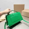 Lyxdesignade handväskor i äkta läder för kvinnor Mode Axelväskor Crossbody-väskor Plånbok och Bolso Mujer