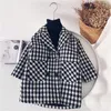 Cappotto Baby Boy Girl Giacca scozzese di lana Lungo doppio petto Caldo bambino bavero Cappotto in tweed Cappotto imbottito in cotone Capispalla per bambini 1-10 anni 231108