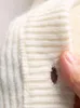Мужские свитера Мужские свитера Легкие роскошные высококачественные однотонные вязаные кардиганы Модный свитер Осенний повседневный свободный крой Корейская версия пальто