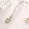 Ungdomsmode halsband örhänge set 18k guldpläterad lås halsband designer märke charm smycken set jul kärlek gåva örhängen