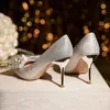 Scarpe eleganti Scarpe da sposa con strass di lusso Scarpe da sposa da donna Paillettes lucide Tacchi sottili Décolleté Donna Nastro Bowknot Scarpe con tacco alto Mujer 231108