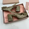 2023 Moda Women Shoes Slingback bombeia de designer de luxo da marca sofisticada minimalista de salto alto dos dedos dos pés de couro Clare Sling Sandals Salto