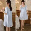 Dames nachtkleding zomer katoenen nachtjurk met korte mouwen dames zoet kant wit blauw losse prinses nachtkleding vintage nachtjapon homewear