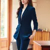 Kvinnors tvåbitar byxor Tesco Velvet Women Pantsuit 2st Single Breasted Blazer Flare Pant Suit Set for Formal Female Chic Business Ropa de de