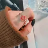 Trouwringen Mode Kersenbloesem Roterende Angst Voor Vrouwen Kristal Perzik Bloem Anti Stress Fidget Spinner Ring Verlovingssieraden