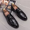 Dress Shoes Fashion Shoe Office Shoes for Men Casual Shoes Breathable Leather Loafers Driving Moccasins Comfortable Slip on 2022 Three Color J1108