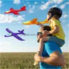 Светодиодные игрушки IJO Light Airplane Toys17.5 Большой бросок пенопластового самолета2 режимы полета Glider Supeautdoor для детских подарков для мальчиков Gir ami6u