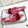 2023 Leer nieuwe vrouwen vlinder-knoop slippers slippers vrouwelijke puntige teen kitten hakken slippers dames elegante kleding feestschoenen