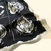 Noir Blanc Designer Lettres Imprimer Fleur Imiter Foulard En Soie Bandeau pour Femmes Mode Longue Poignée Sac Foulards Paris Épaule Tot9157562