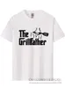 Magliette da uomo Moda The Grillfather Grigia Divertente BBQ Grill Chef Maglietta in cotone a maniche corte TShirt 230407