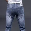 Jeans da uomo Fashion Brand Summer Spring Pantaloni da uomo Pantaloni da lavoro in cotone elasticizzato dritto Pantaloni da uomo in denim stile classico