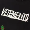 Mens Tshirts Vetements T Shirt Graffiti Kort ärm 100% bomull Runda nackmän Kvinnor Tshirts 230407