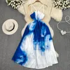 Lässige Kleider Koreanischer Stil Sexy Spicy Girl Kleid Blue Tie Dye V-Ausschnitt Zurück Taille Slim A-Line Vestidos Strand Urlaub Slip