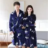 Mulheres sleepwear luxo branco amantes roupão outono inverno quente mulheres homens engrossar flanela banho robe para casais nightgown loungewear