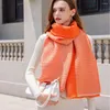 Eşarp Kış Kaşmir Eşarp Kadınlar Kalın Sıcak Şallar Kırışmış Sargılar Leydi Katı Moda Tasselleri Pashmina Battaniye Kalitesi Foulard