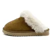 Chinelos de pele para mulheres usando pele e pele integradas botas de neve com bico novo inverno chinelos de algodão quente de um pé 231007