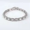 Bracelets porte-bonheur en or massif 14 carats, pierres précieuses Moissanite blanches entourées de petits diamants acceptés Oem Odm personnalisé Holycome