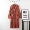 Vêtements de nuit pour femmes Couple Flanelle Kimono Robe Pyjamas Automne Hiver Chaud Femmes Peignoir Doux Solide Hommes Plus Taille Homewear Vêtements