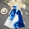 Lässige Kleider Koreanischer Stil Sexy Spicy Girl Kleid Blue Tie Dye V-Ausschnitt Zurück Taille Slim A-Line Vestidos Strand Urlaub Slip