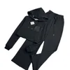 Damen-Trainingsanzüge, Designer-Herbstkollektion 2023, neuer kurzer Kapuzenpullover mit elastischem Bund und geradem Bein, Set FMU4