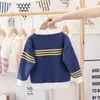 Pullover Kids Knit Knit Sweter Wear Hurtownia Dzieci noszą kurtkę w paski Dziewczyno SWEAT SWEAT Cardigan 1-7y 231108