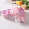 Chaussures de princesse pour bébés en bas âge, sandales à fleurs mignonnes, baskets à nœud papillon pour filles, plates en dentelle fleur