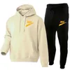 Herrspåriga kostymer 2 -stycken Autumn Winter Jogging Set Set Sweatsuits Hoodies Jackets och Athletic Pants Men Clothing