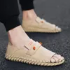 Sandales Mode d'été décontractée pour les hommes masculins cousue creux creux confortable pantoufle respirant PU en cuir chaussure de loisirs
