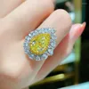 Trouwringen Bettyue Damesring Fashion Charmant Big Yellow Zirkoonsets Luxe verloving Sieraden Accessoires Stijlvol cadeau