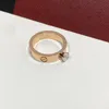 Luxurys Love Rings Damesontwerper Women Rose Gold Merk sieraden voor heren ringen klassieke geliefden paar ringen cadeau nieuwe hoogwaardige trouwring cross ring maat 5-11