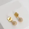 Designer de luxe Anneaux d'oreille Lettre de mode Boucles d'oreilles carrées Pendentif en cristal Mens Femmes Or Mignon Oreille Stud Ornements Boucle d'oreille Bijoux Goujons