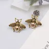 Luxe 18K Vergulde Designer Stud Earring voor Mode Vrouwen Dubbele Letter Ontwerpers Bee Sieraden Bruiloft Cadeau 20 stijl