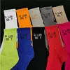 2023 Calzini in cotone multicolore da uomo e da donna abbinati a lettere classiche calze traspiranti calze sportive da basket miste da calcio A1