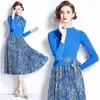 Casual Urlaub Blau Midi Plissee Kleid Frau Designer O-ansatz Gestrickte Patchwork Druck Schlanke Spitze Up Schleife Party Kleider 2023 herbst Winter Runway Langarm Kleider