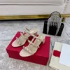 Sandales Femme Cuir Designer Sandles Talons Red Bottoms Talons Pompes Casual Gold Summer Rivet clouté Spikes Slingback High Wedding Party Chunky Talon F5Xz #