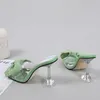 Nya tofflor Storlek 34 46 Summer Party Slippers Fashion Green Rhinestone Bow Heels Sandaler Kvinnor Square Open Toe PVC Transparenta Shoes Slide 230406