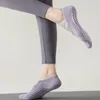 Chaussettes de Yoga pour femmes, poignées antidérapantes, sangles idéales, Pilates, Pure Barre, danse de ballet, pieds nus, entraînement